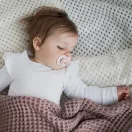 LOVI Szilikon dinamikus cumi CAPICHILL 18 hó+, 2 db (lány)