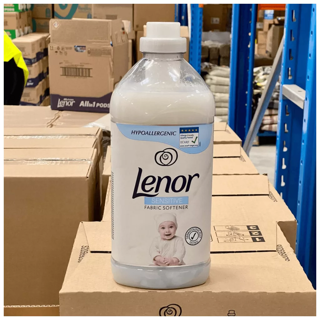 Lenor Sensitive textilöblítő 1,8 liter (60 mosás)