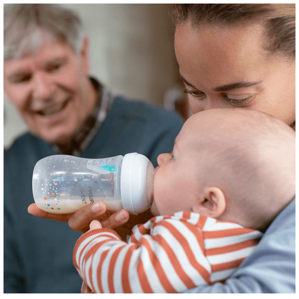 Philips Avent SCY673/82 Natural Response AirFree cumisüveg 260 ml (maci és csillagok)