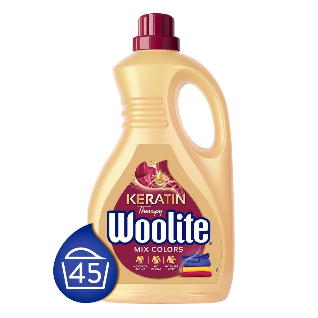 Woolite Keratin Therapy mosószer színes ruhákhoz, 2,7 liter (45 mosás)