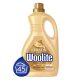 Woolite Keratin Therapy Pro-Care mosószer minden ruhatípushoz 2,7 liter (45 mosás)