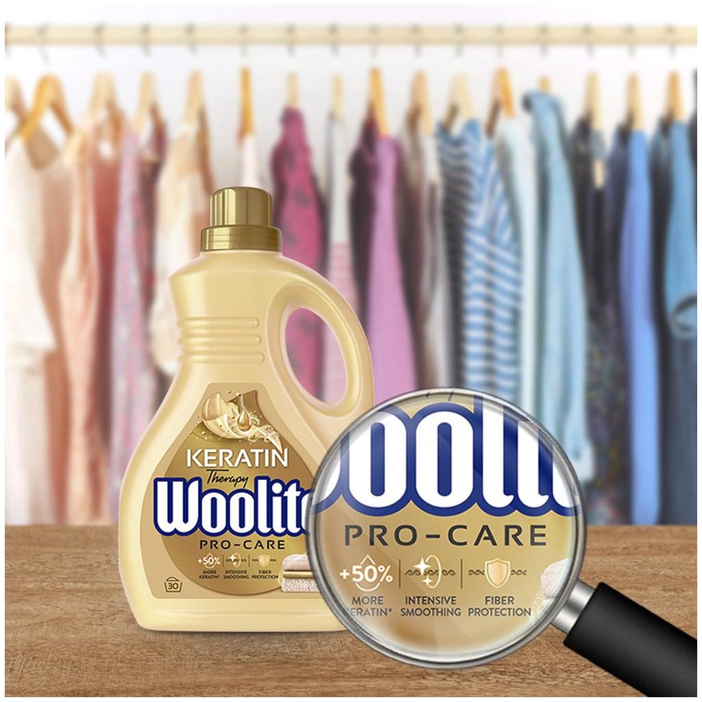 Woolite Keratin Therapy Pro-Care mosószer minden ruhatípushoz 2,7 liter (45 mosás)